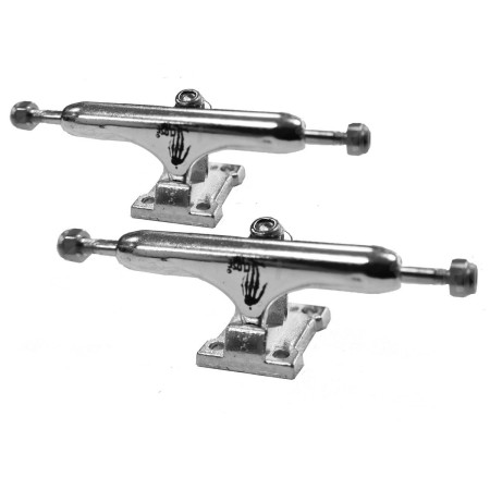 Truck fingerboard CLOSE UP New Shaped 32mm silver