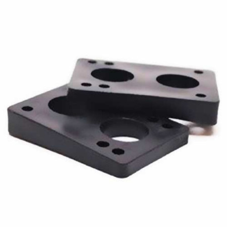 Risers pad inclinati Darilo per tavole da longboard 3°